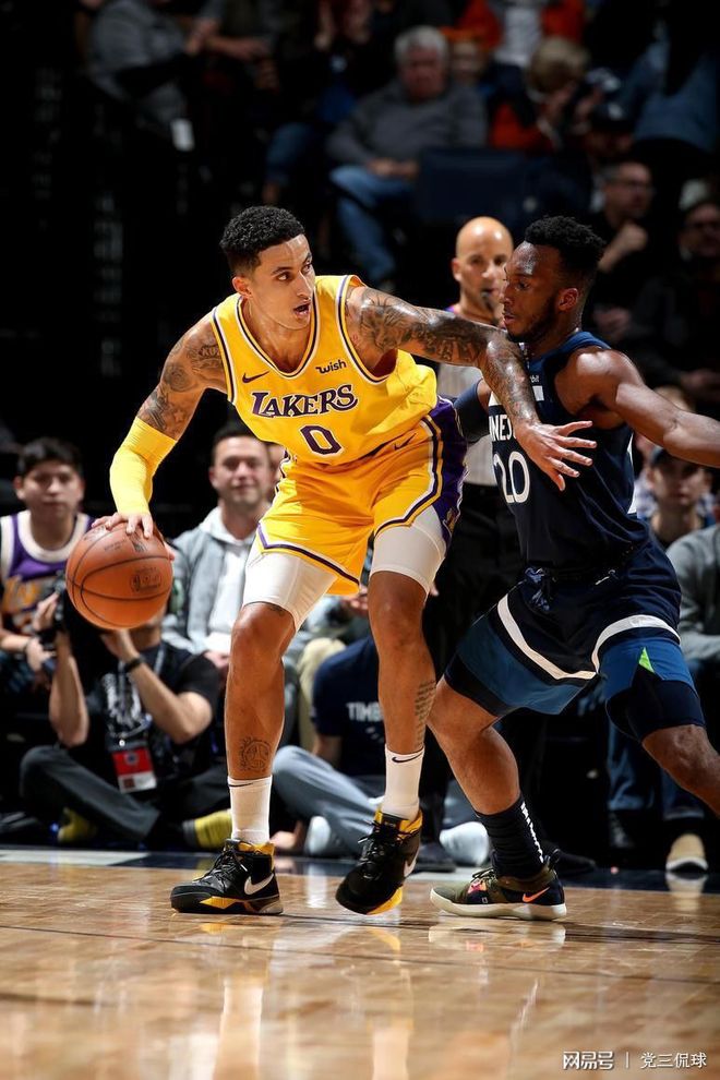 多伦多猛龙国际比赛日篮板制胜，志在荷甲名次提升，气氛紧张，轮换策略成焦点的简单介绍