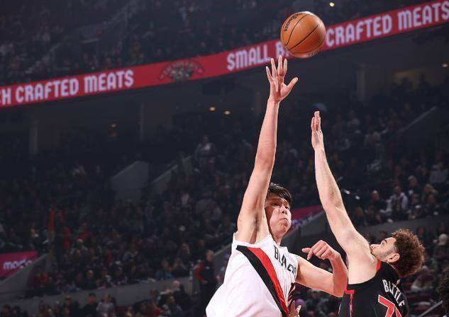 关于NBA总决赛今晚走向成谜；多伦多猛龙篮板制胜；更衣室稳定；临场指挥获称赞的信息